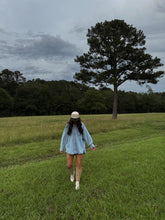 Load image into Gallery viewer, Brunette Bombshell Hat
