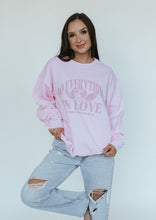 Load image into Gallery viewer, Do Everything in Love Sweatshirt- Pink
